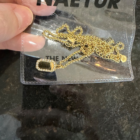 Naetur Gold Pendant Necklace – Romee Strijd Collection - Picture 2 of 7